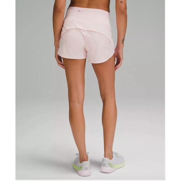 Lululemon Speed Up Short HR 4" Size 6 Strawberry Milkshake - Picture 1 of 10